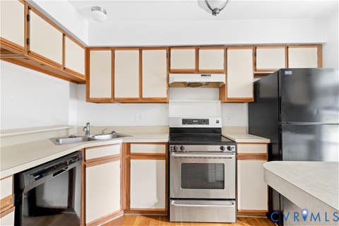 Tiny photo for 2508 E Franklin Street, Richmond, VA 23223 (MLS # 2622605)