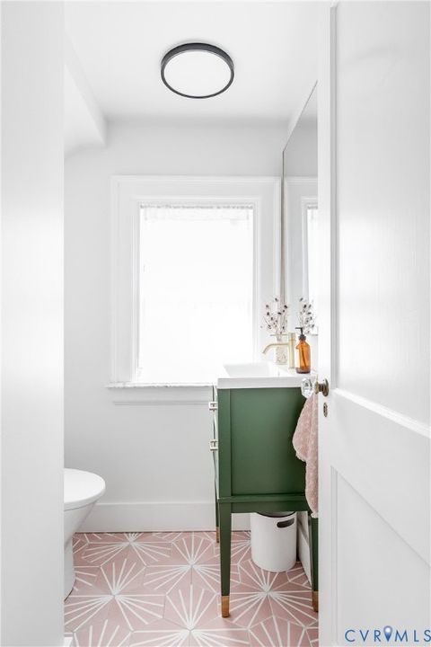 Tiny photo for 3510 Grove Avenue, Richmond, VA 23221 (MLS # 2529071)