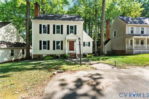 Photo of 5605 Chatmoss Road, Chesterfield, VA 23112 (MLS # 2610718)