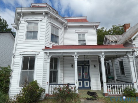 Photo of 131 New Street, Petersburg, VA 23803 (MLS # 2628177)