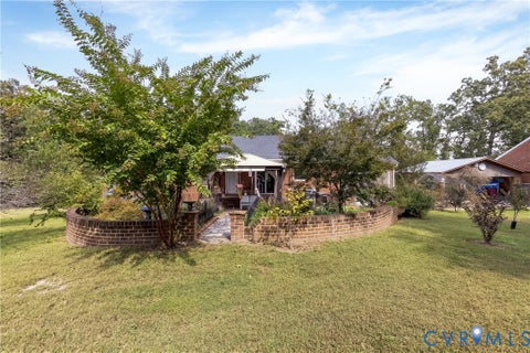Tiny photo for 2411 Richmond Road, Amelia Courthouse, VA 23002 (MLS # 2627072)