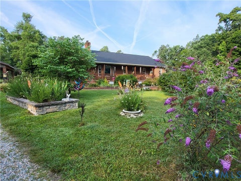 Tiny photo for 2411 Richmond Road, Amelia Courthouse, VA 23002 (MLS # 2627072)