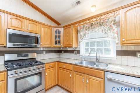 Tiny photo for 2411 Richmond Road, Amelia Courthouse, VA 23002 (MLS # 2627072)