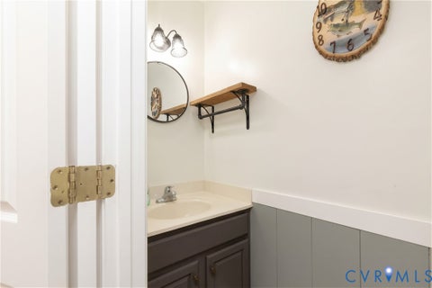 Tiny photo for 2411 Richmond Road, Amelia Courthouse, VA 23002 (MLS # 2627072)