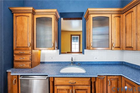 Tiny photo for 124 W Bank Street, Petersburg, VA 23803 (MLS # 2606021)