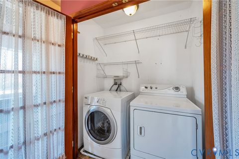 Tiny photo for 124 W Bank Street, Petersburg, VA 23803 (MLS # 2606021)