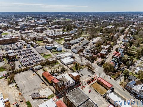 Tiny photo for 124 W Bank Street, Petersburg, VA 23803 (MLS # 2606021)