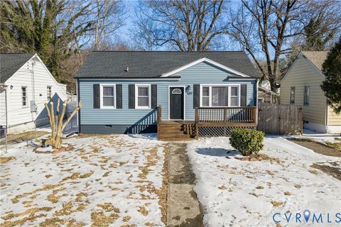 Photo of 109 Henrico Street, Petersburg, VA 23803 (MLS # 2602673)