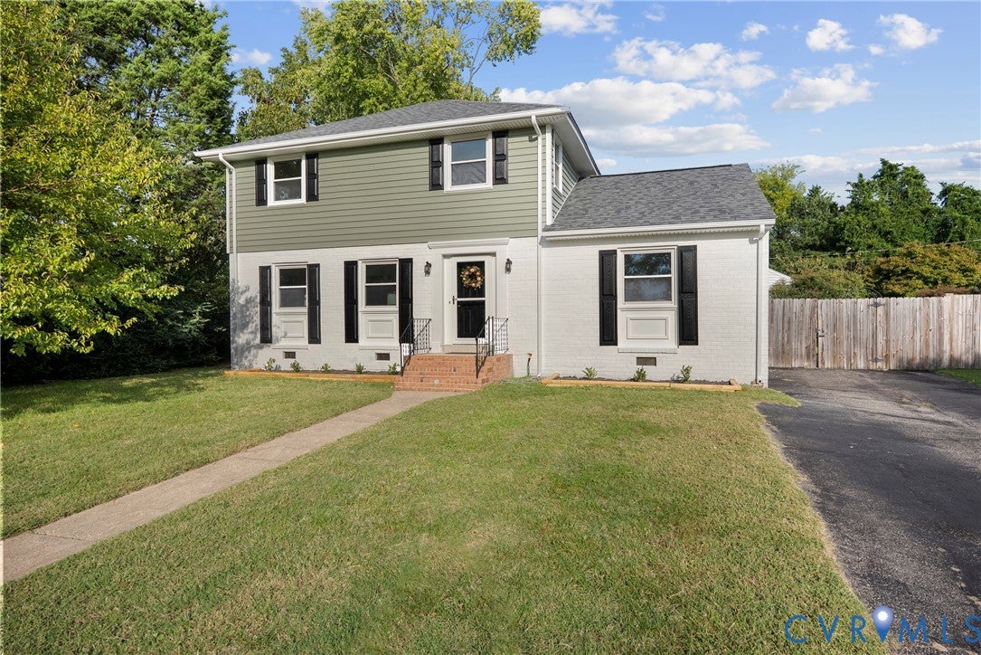 4007 Crystalwood Lane
