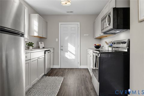 Tiny photo for 520 Pegram Street, Petersburg, VA 23803 (MLS # 2607707)