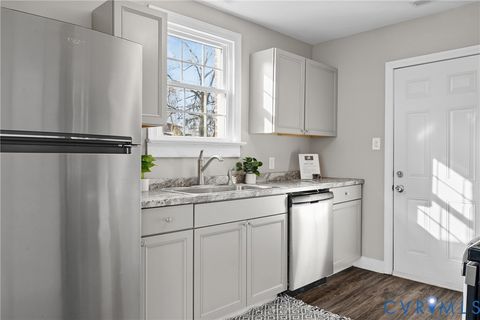 Tiny photo for 520 Pegram Street, Petersburg, VA 23803 (MLS # 2607707)