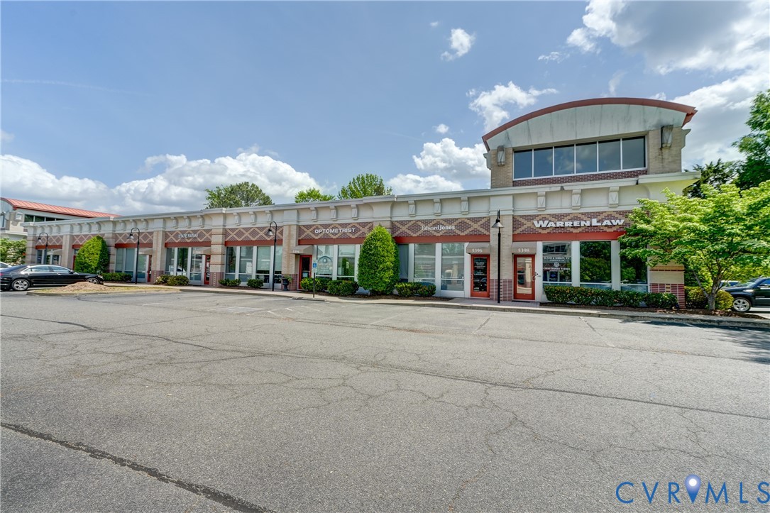 5388 Twin Hickory Road