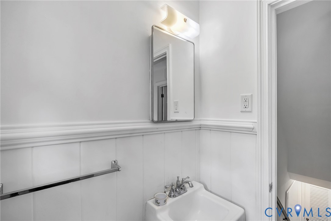 Henrico, Virginia 23238, United States, 3 Bedrooms Bedrooms, ,2 BathroomsBathrooms,Residential,Pending,190473