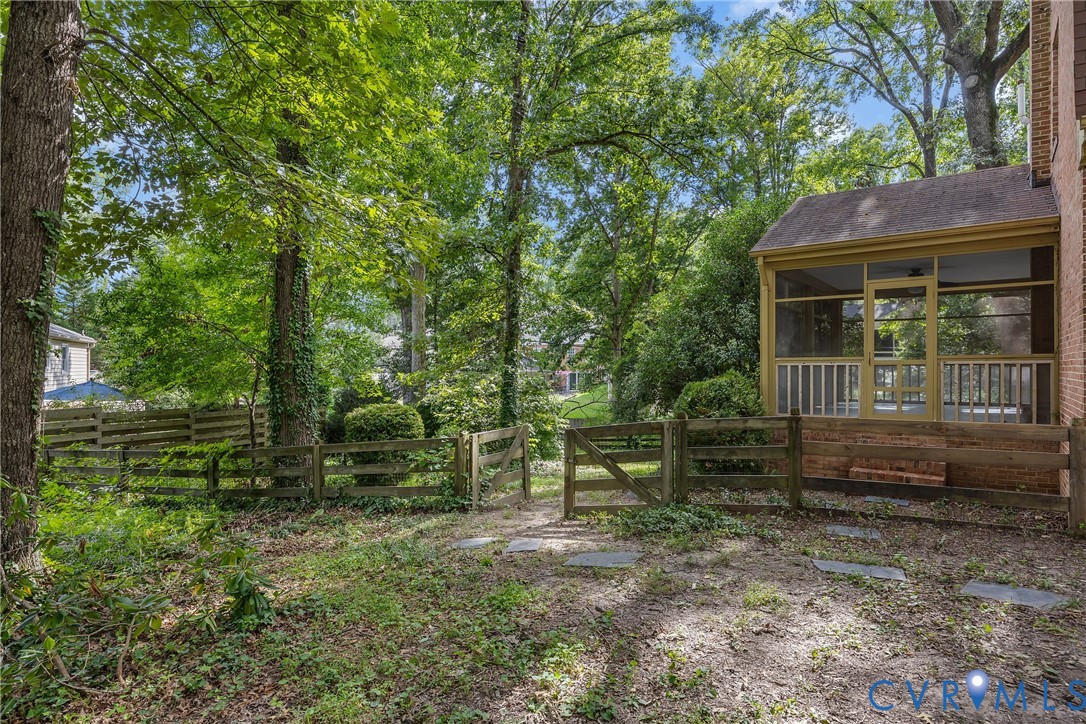 Henrico, Virginia 23238, United States, 3 Bedrooms Bedrooms, ,2 BathroomsBathrooms,Residential,Pending,190473