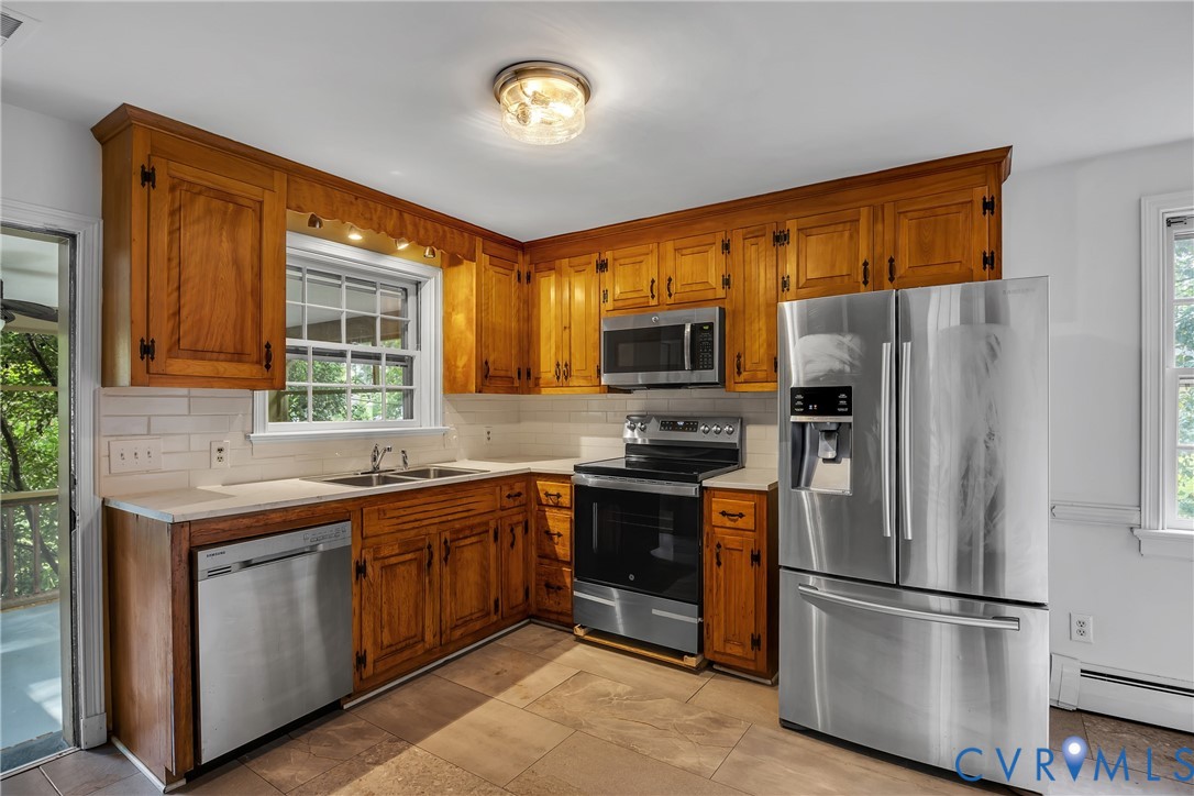 Henrico, Virginia 23238, United States, 3 Bedrooms Bedrooms, ,2 BathroomsBathrooms,Residential,Pending,190473