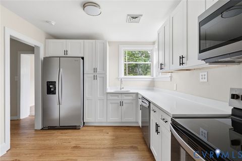 Tiny photo for 7712 Antionette Drive, Richmond, VA 23227 (MLS # 2615887)