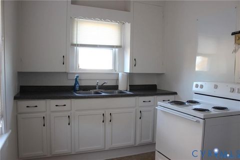 Tiny photo for 706 Floral Avenue, Colonial Heights, VA 23834 (MLS # 2605476)