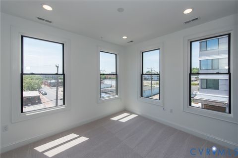 Tiny photo for 401 W 7th Street, Richmond, VA 23224 (MLS # 2610737)