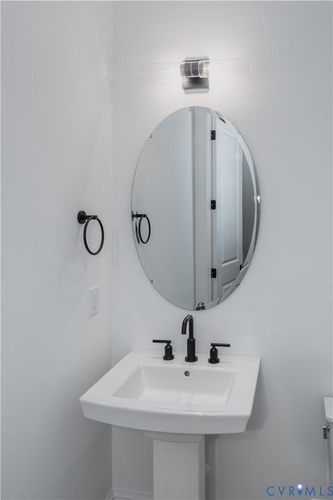 Tiny photo for 401 W 7th Street, Richmond, VA 23224 (MLS # 2610737)