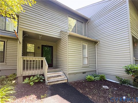 Photo of 9717 Groundhog Drive, North Chesterfield, VA 23235 (MLS # 2612370)
