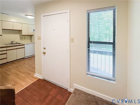 Tiny photo for 9717 Groundhog Drive, North Chesterfield, VA 23235 (MLS # 2612370)