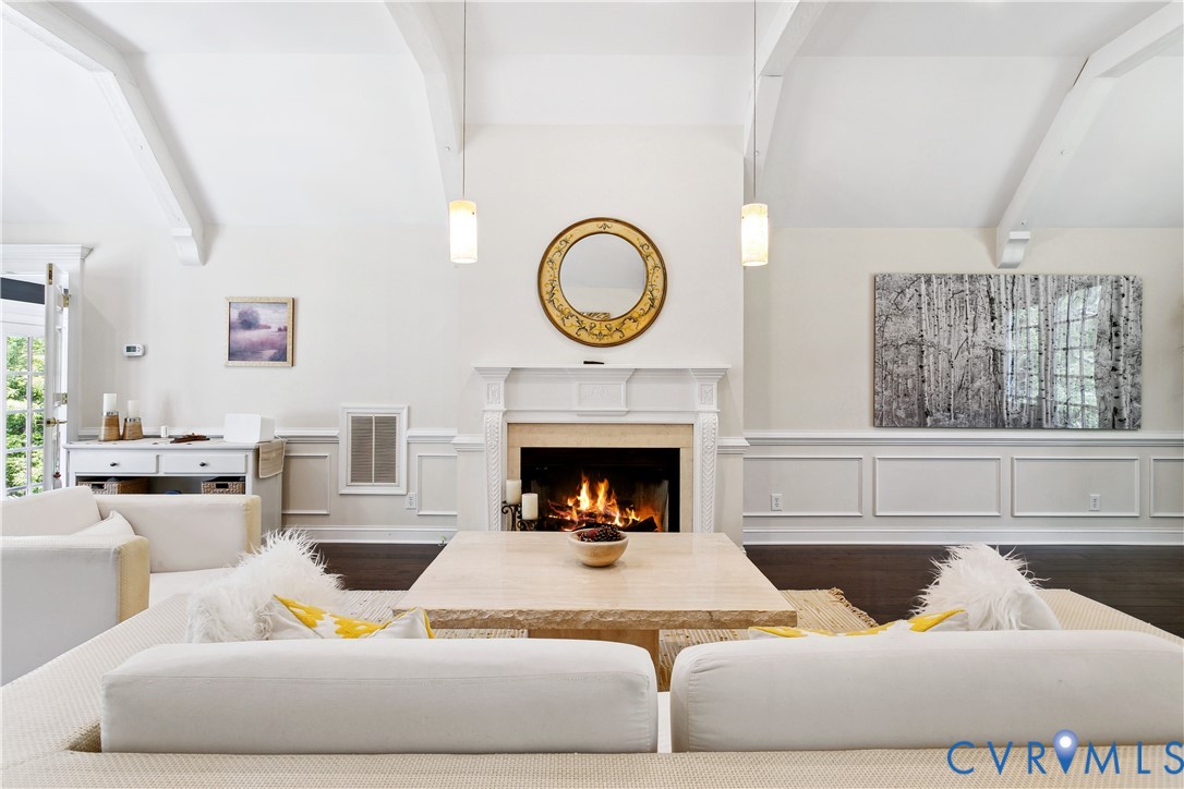 4048 Broad Street Road