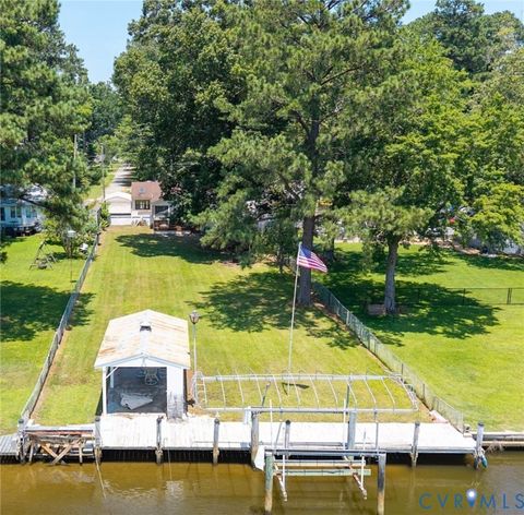 Tiny photo for 742 Shore Drive, Hartfield, VA 23071 (MLS # 2613738)