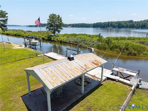 Tiny photo for 742 Shore Drive, Hartfield, VA 23071 (MLS # 2613738)