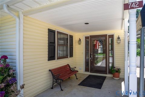 Tiny photo for 742 Shore Drive, Hartfield, VA 23071 (MLS # 2613738)