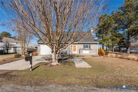 Tiny photo for 417 Potomac Shore Drive, Heathsville, VA 22473 (MLS # 2604869)