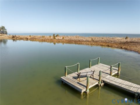 Tiny photo for 417 Potomac Shore Drive, Heathsville, VA 22473 (MLS # 2604869)