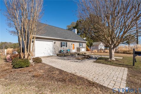 Tiny photo for 417 Potomac Shore Drive, Heathsville, VA 22473 (MLS # 2604869)