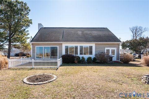 Tiny photo for 417 Potomac Shore Drive, Heathsville, VA 22473 (MLS # 2604869)