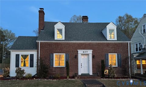 Photo of 607 S Main Street, Nottoway, VA 23824 (MLS # 2607141)