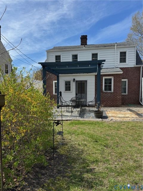 Tiny photo for 607 S Main Street, Nottoway, VA 23824 (MLS # 2607141)