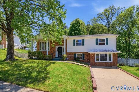 Photo of 4507 Glendale Road, Woodbridge, VA 22193 (MLS # 2611083)