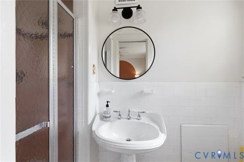 Tiny photo for 5306 Monument Avenue, Richmond, VA 23226 (MLS # 2620442)