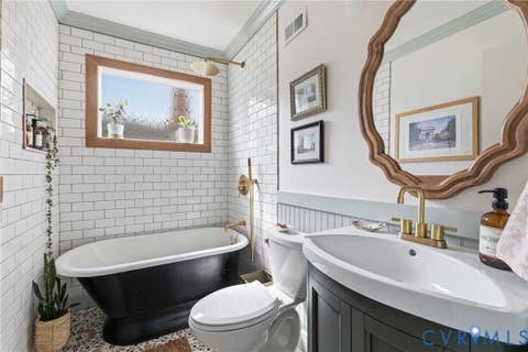 Tiny photo for 5306 Monument Avenue, Richmond, VA 23226 (MLS # 2620442)