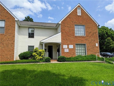 Photo of 7268 Hanover Green Drive, Mechanicsville, VA 23111 (MLS # 2626965)