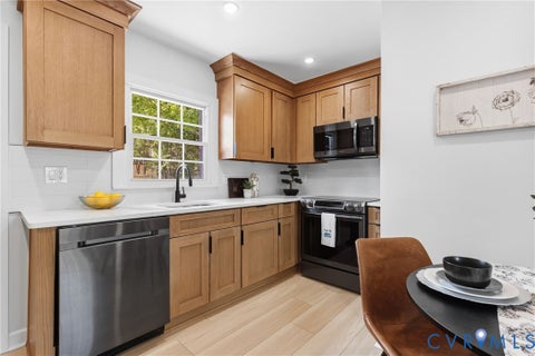 Tiny photo for 5606 Lakeside Avenue, Henrico, VA 23228 (MLS # 2623523)