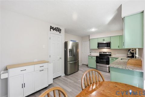 Tiny photo for 14101 Ramsey Court, Chester, VA 23831 (MLS # 2610919)