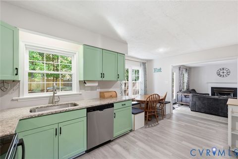 Tiny photo for 14101 Ramsey Court, Chester, VA 23831 (MLS # 2610919)