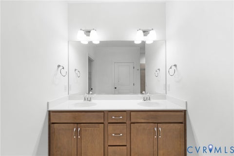 Tiny photo for 652 Overby Bend Road, Richmond, VA 23222 (MLS # 2628613)
