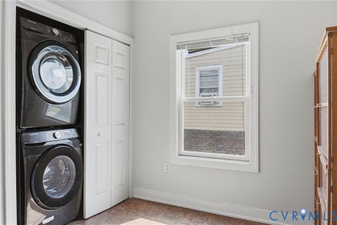 Tiny photo for 618 Albemarle Street, Richmond, VA 23220 (MLS # 2620068)