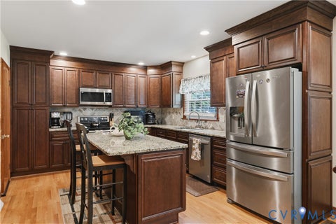 Tiny photo for 7961 Jahnke Road, Richmond, VA 23235 (MLS # 2622045)