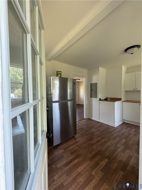 Tiny photo for 105 Gravatt Avenue, Nottoway, VA 23824 (MLS # 2531805)