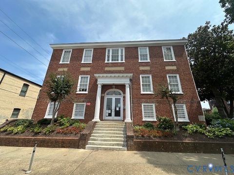 Photo of 1144 W Grace Street #0108, Richmond, VA 23220 (MLS # 2617206)