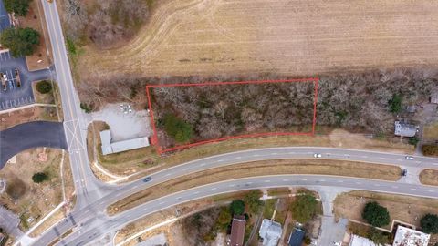 Tiny photo for 7989 Richmond Road, Toano, VA 23168 (MLS # 2408589)