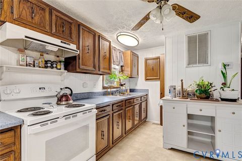 Tiny photo for 17012 Coatesville Road, Beaverdam, VA 23015 (MLS # 2608382)