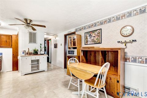 Tiny photo for 17012 Coatesville Road, Beaverdam, VA 23015 (MLS # 2608382)